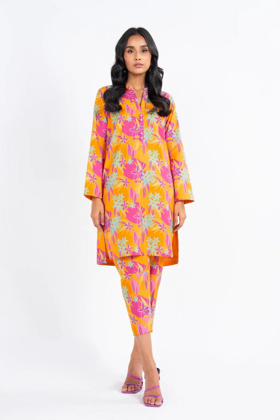 2 Pc Printed Lawn Suit With Cambric Trouser