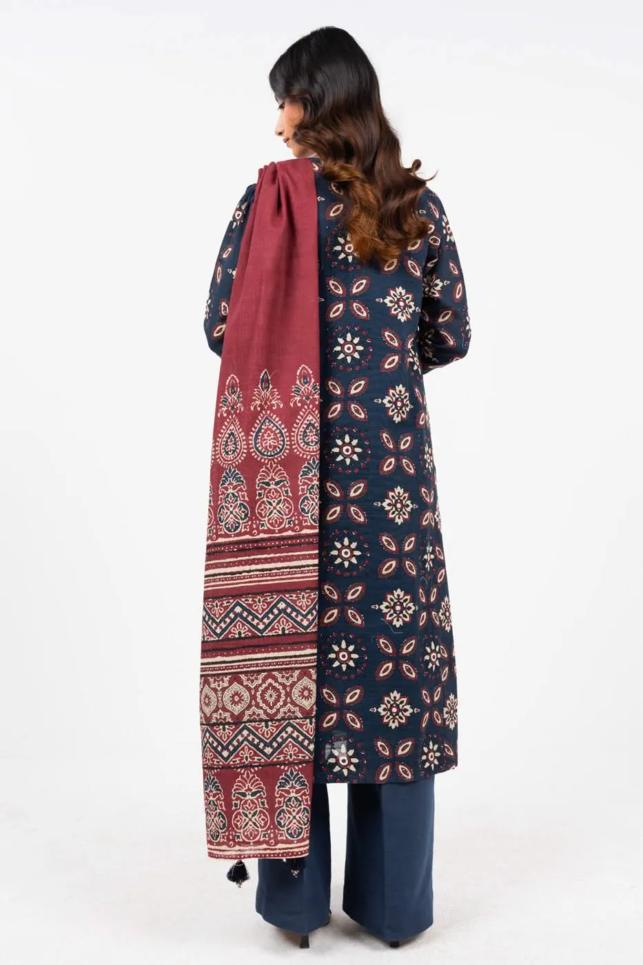 2 Piece Printed Khaddar Suit With Khaddar Dupatta