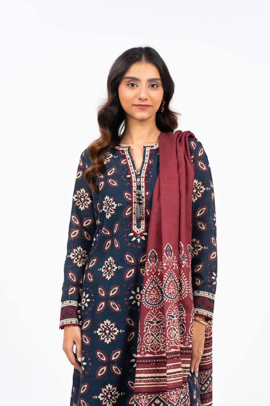 2 Piece Printed Khaddar Suit With Khaddar Dupatta