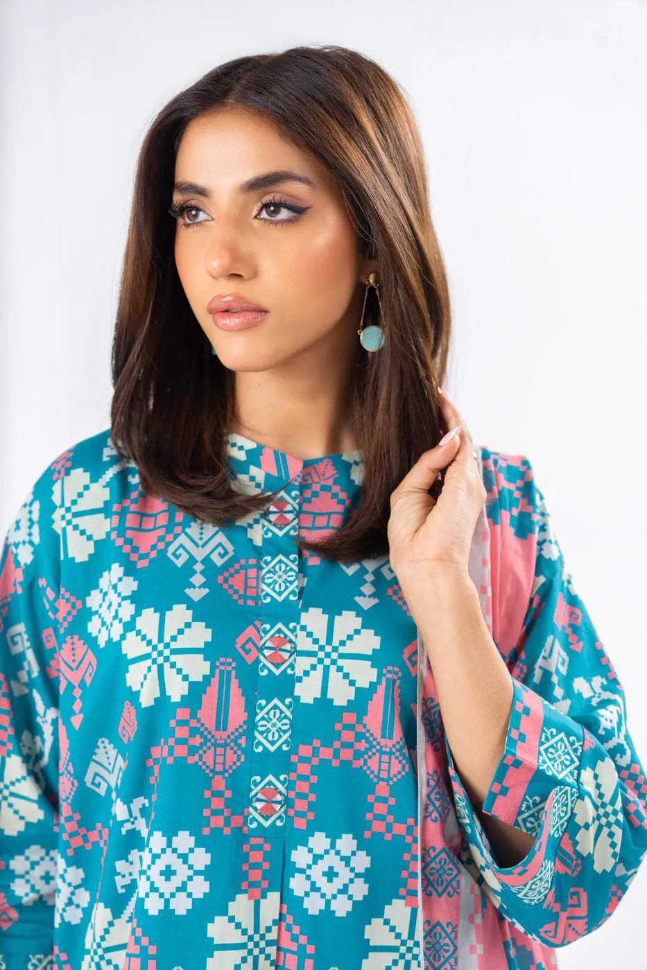 3 Pc Printed Lawn Suit With Printed Lawn Dupatta