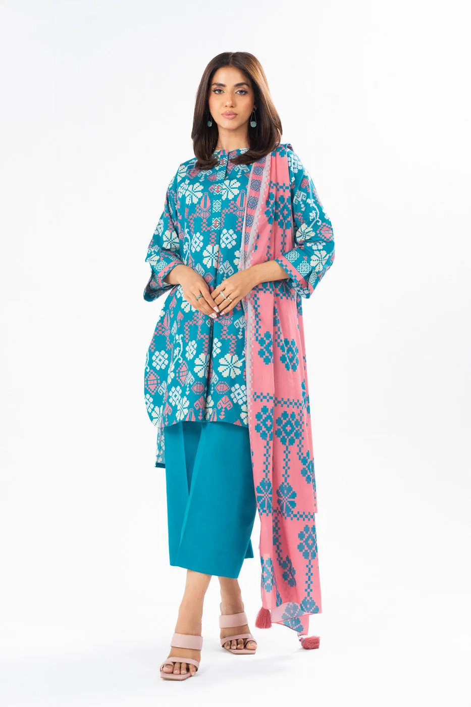 3 Pc Printed Lawn Suit With Printed Lawn Dupatta