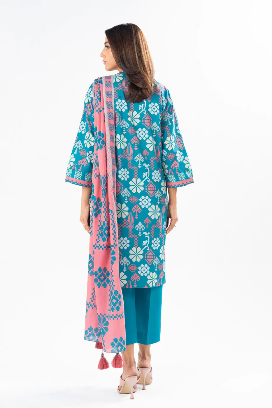 3 Pc Printed Lawn Suit With Printed Lawn Dupatta