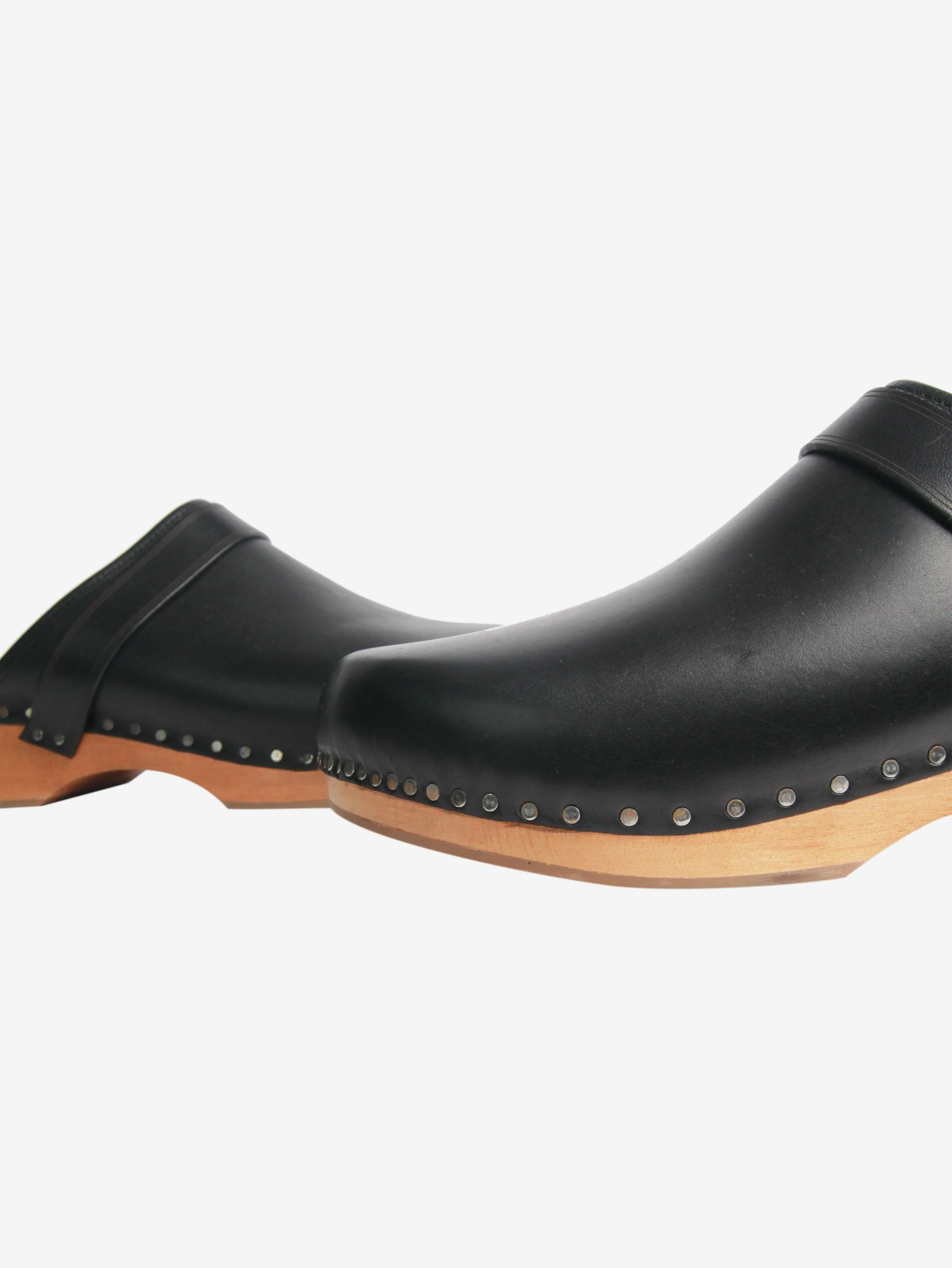 Black leather clogs - size EU 39