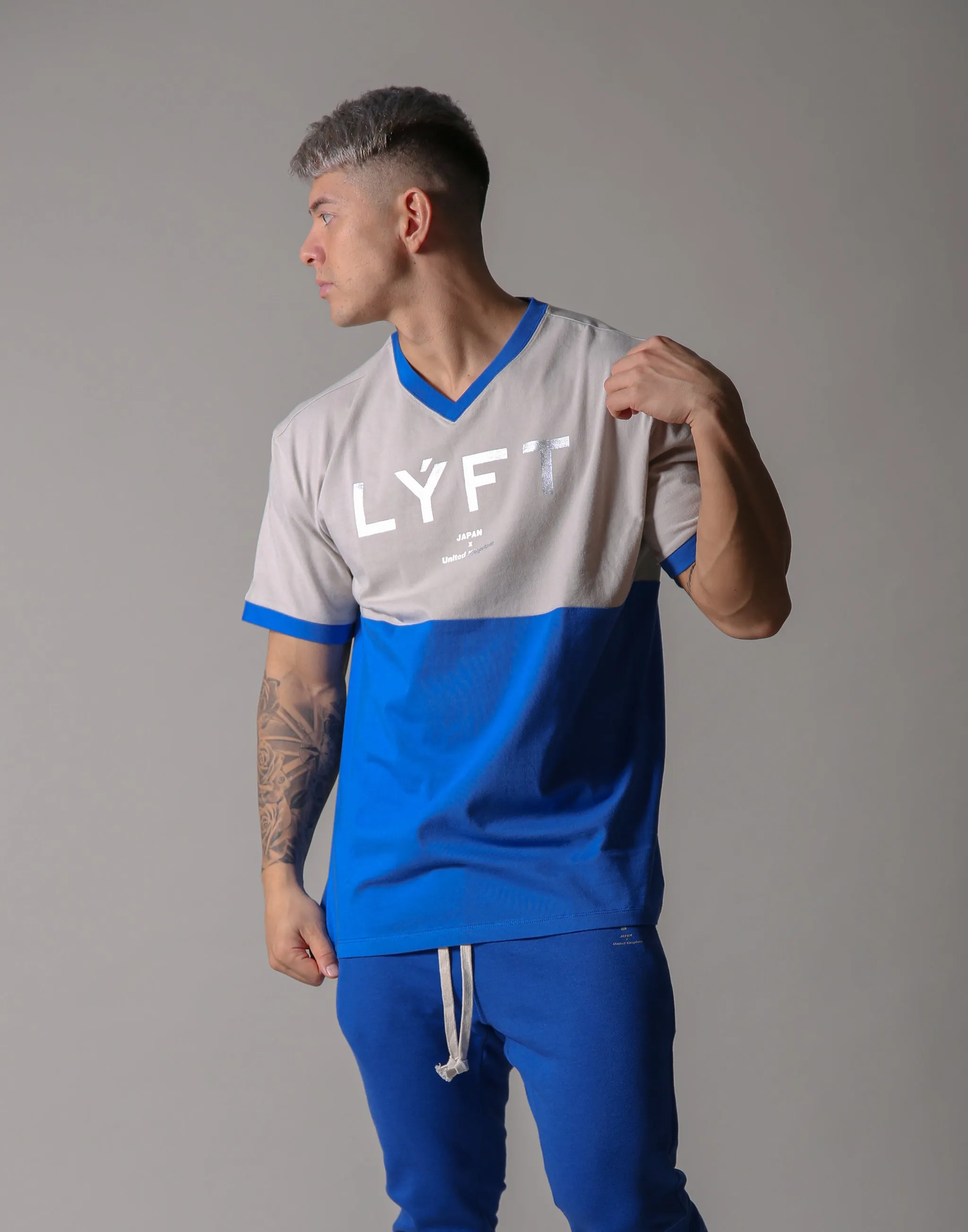 BORN TO LÝFT V Neck Big T-SHIRT - Blue