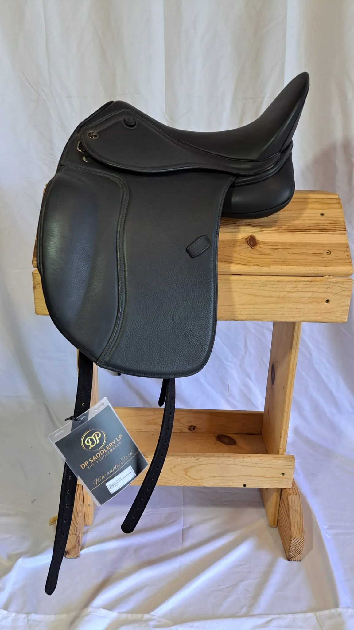 DP Saddlery Classic Dressage 6777