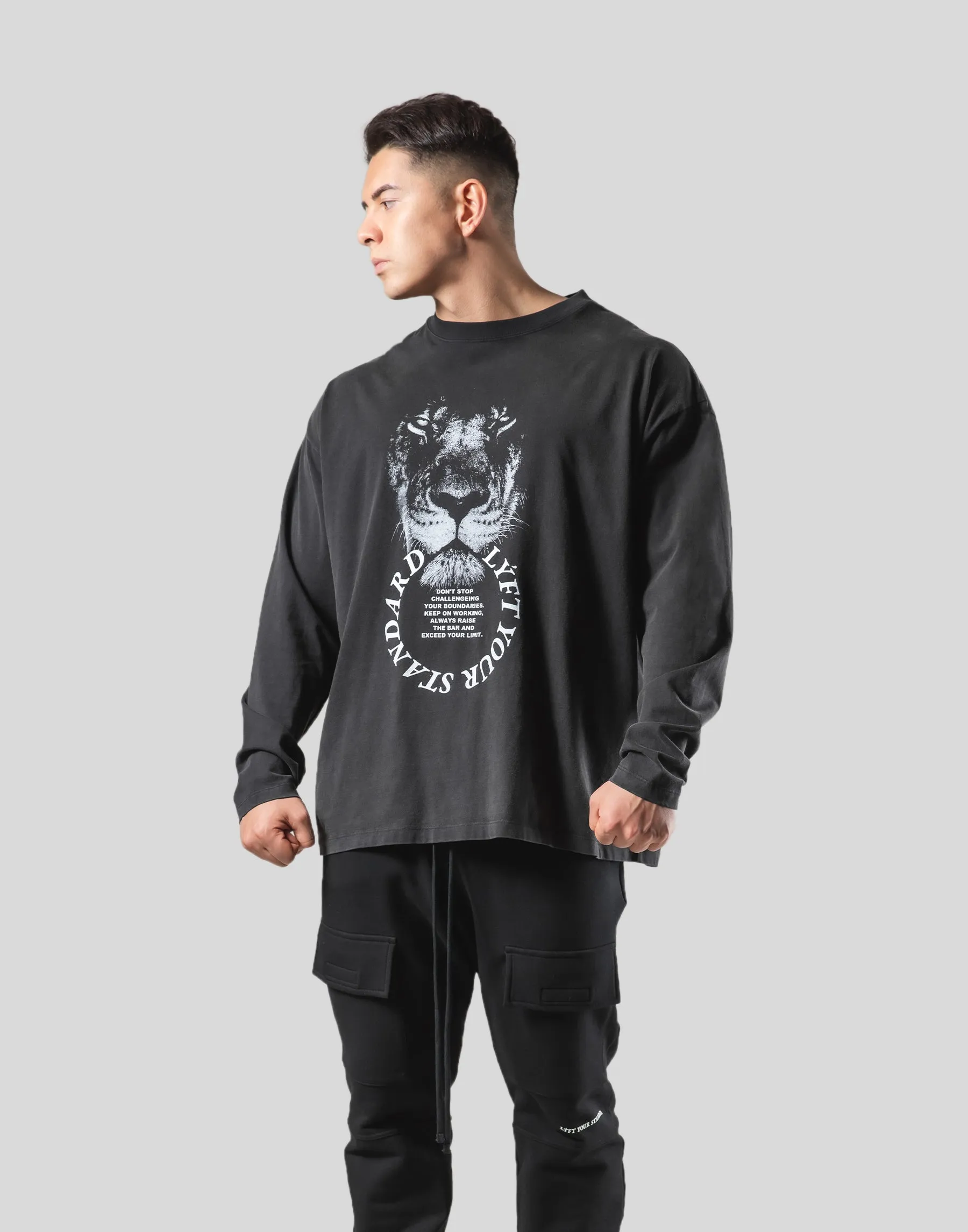 Lion Ring Vintage Long Sleeve Tee - Black