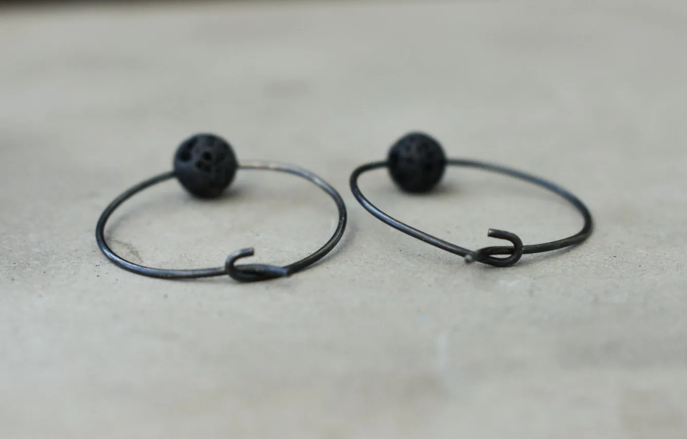 Little black lava hoops