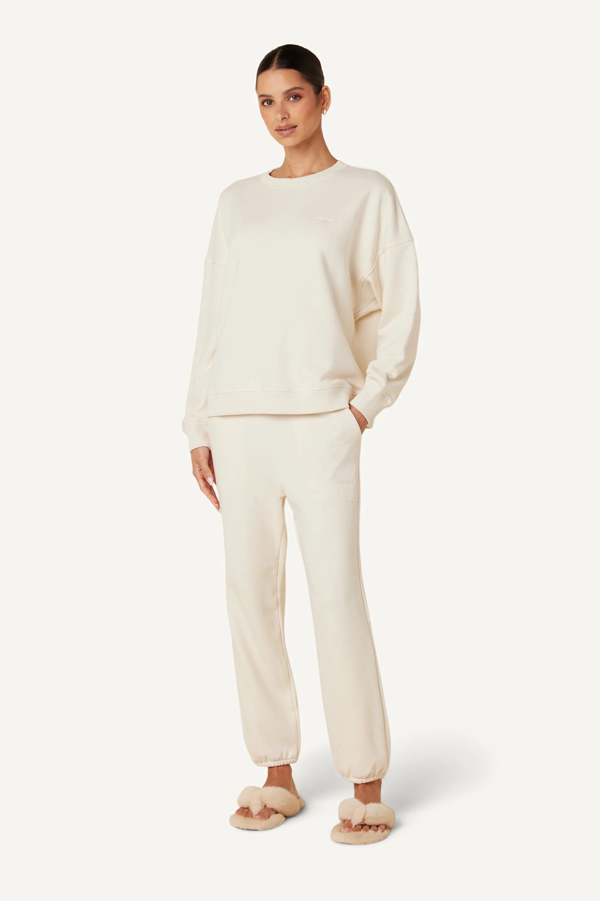 ROMY CLASSIC SWEATSHIRT  | GARDENIA