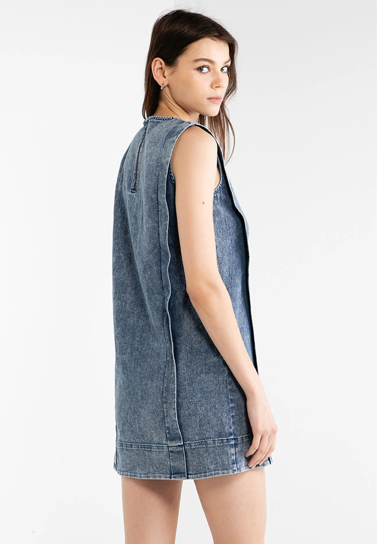 VOIR JEANS Hey Summer Collection: Short Sleeveless Denim Dress