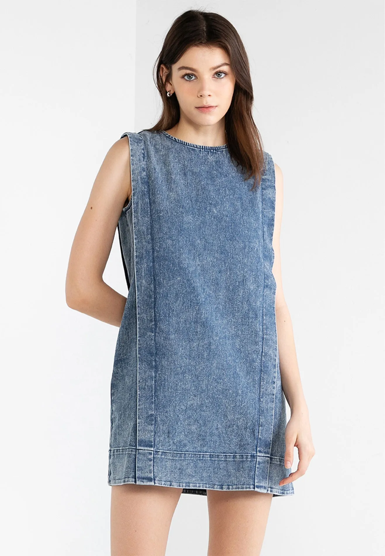 VOIR JEANS Hey Summer Collection: Short Sleeveless Denim Dress